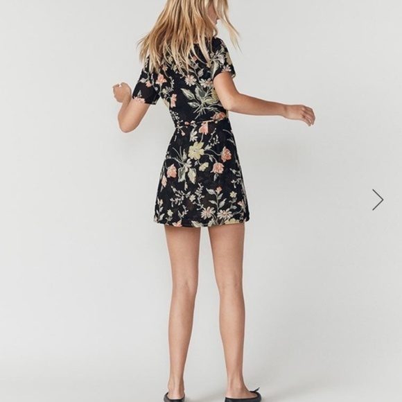 ❌SOLD❌ Reformation Dime Dress - Picture 3 of 6